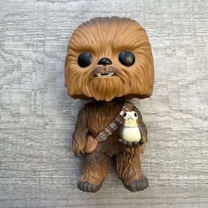 Funko Pop! Star Wars - Chewbacca with Porg Toy - Retired #195